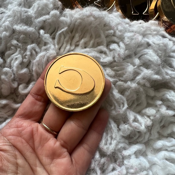 Coach gold coins - Picture 3 of 4